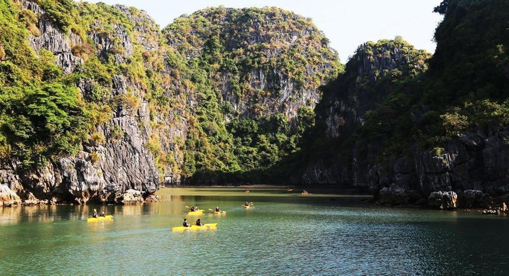 Cat Ba Glow Hotel Chan Chau ภายนอก รูปภาพ