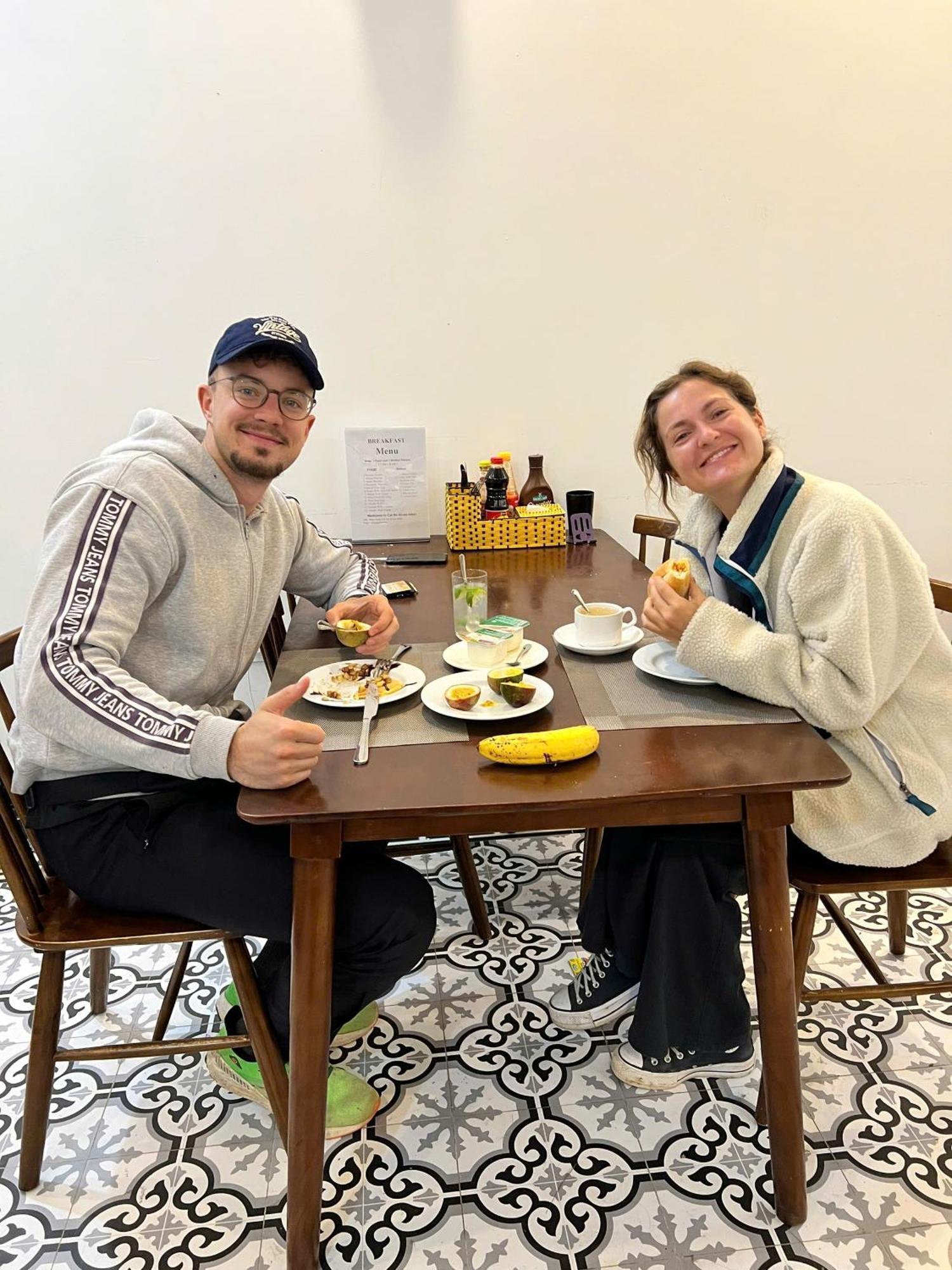 Cat Ba Glow Hotel Chan Chau ภายนอก รูปภาพ
